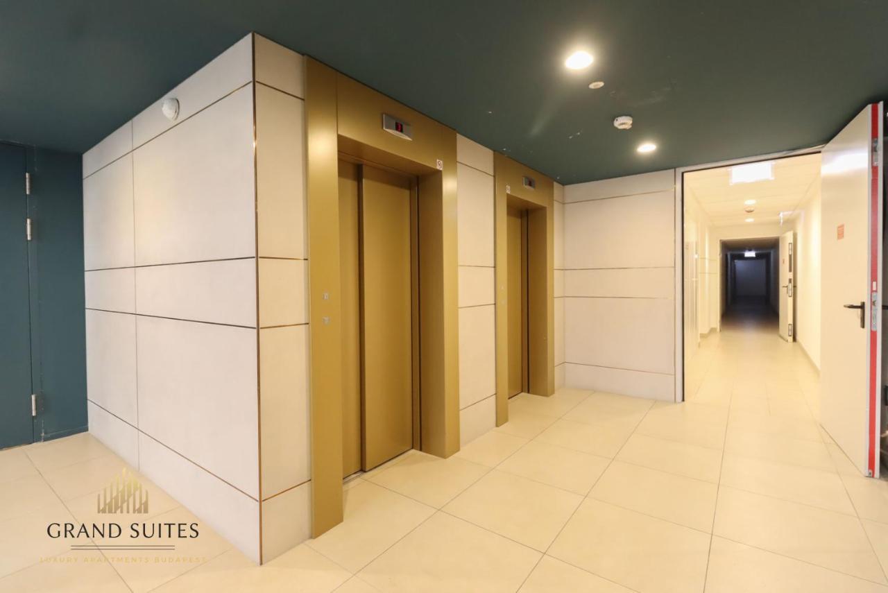 Grand Suites Central Budapest Eksteriør billede