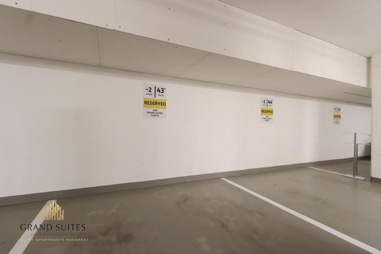 Grand Suites Central Budapest Eksteriør billede