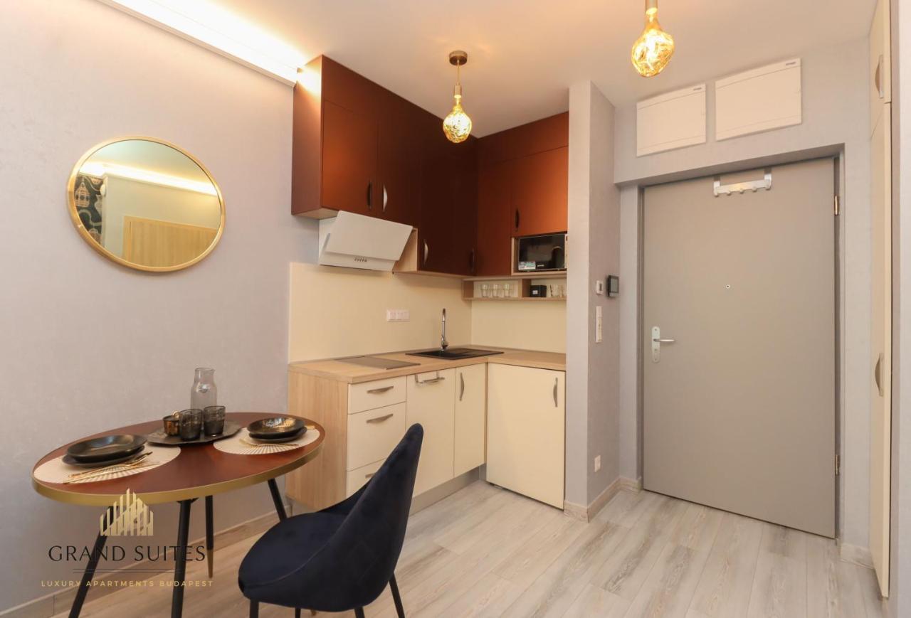 Grand Suites Central Budapest Eksteriør billede