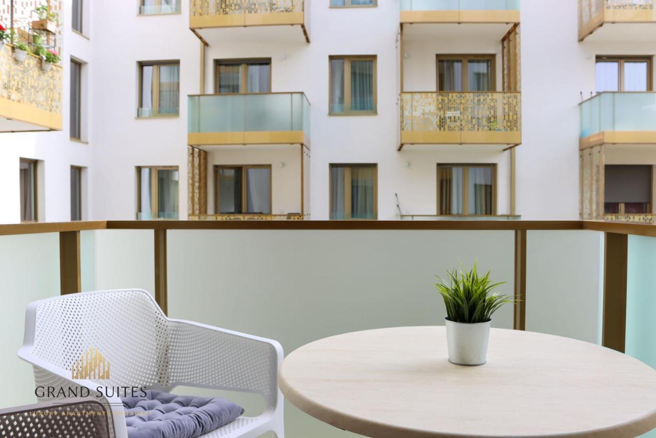 Grand Suites Central Budapest Eksteriør billede