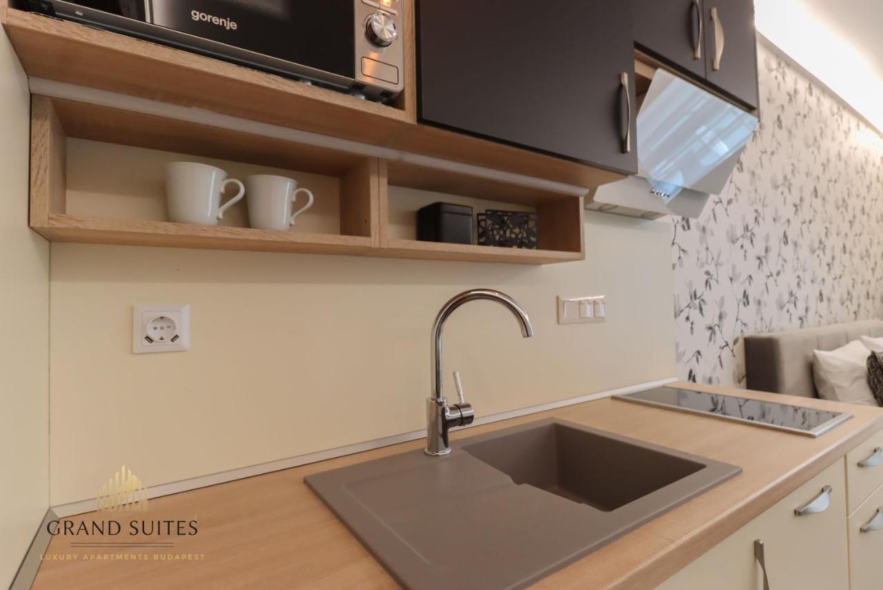 Grand Suites Central Budapest Eksteriør billede