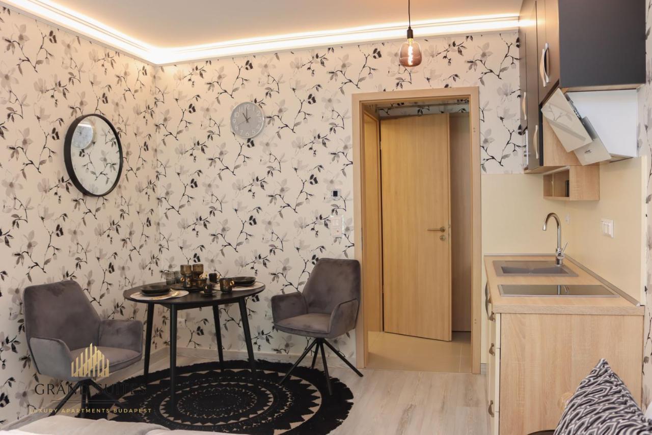 Grand Suites Central Budapest Eksteriør billede